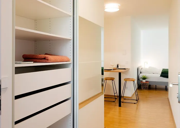 Hotel apartamentowy Happy Harrachgasse 3*